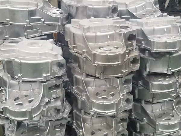 Low pressure cast aluminum product display Low pressure cast aluminum product display